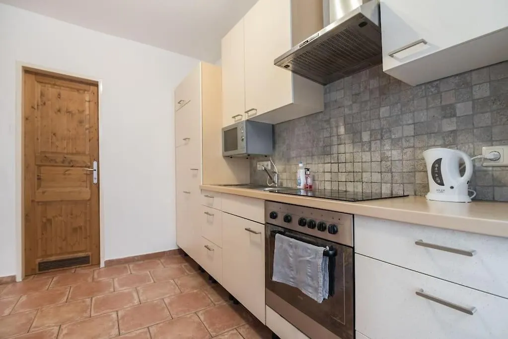 Spacious Central Apartment Vienna 0*,