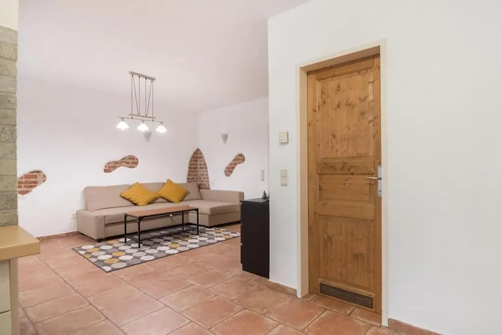 Spacious Central Apartment Vienna
