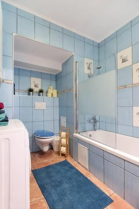 Spacious Central Apartment Vienna